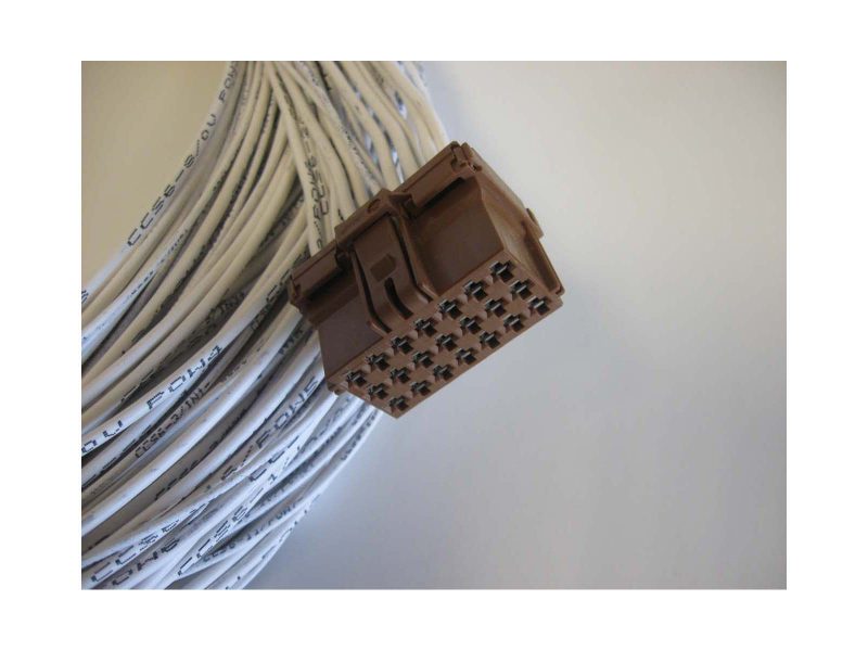 CAN 402/602 Front Cable Harness Wiring Socket Close Up