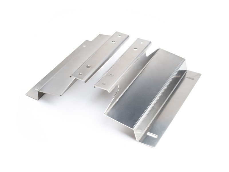 Kattokiinnike VW Crafter