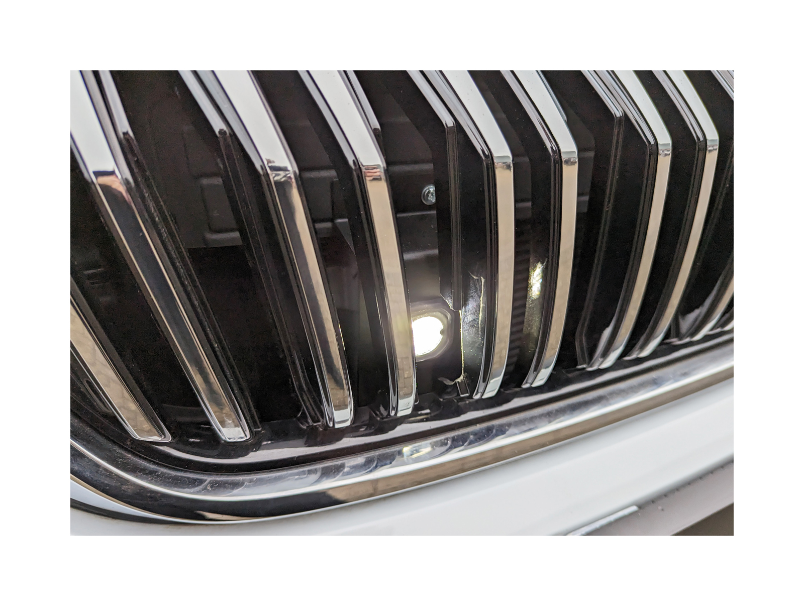 Micro Burst Low Profile LED Module In Situ Lit White Grille